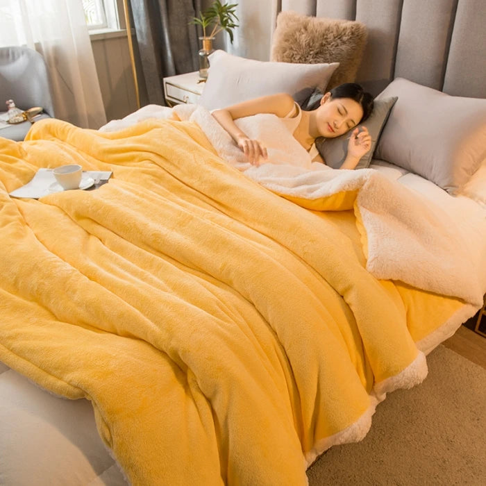 Wool Throw Blanket – Double-Sided Warmth