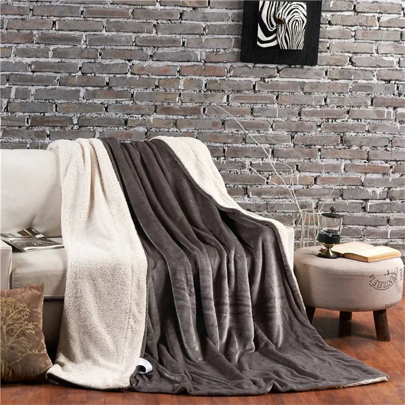 Wool Throw Blanket – Double-Sided Warmth