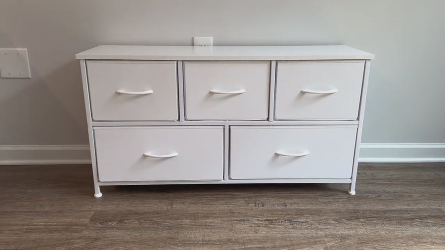 A Closer Look — Styled and Reviewed